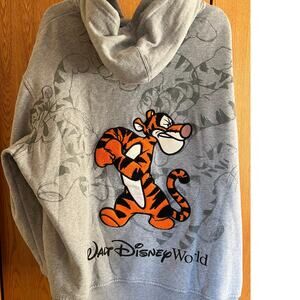 Walt Disney World full zip gray hooded sweatshirt, Size XL
